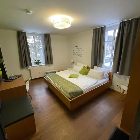 Hotel Gleiseins