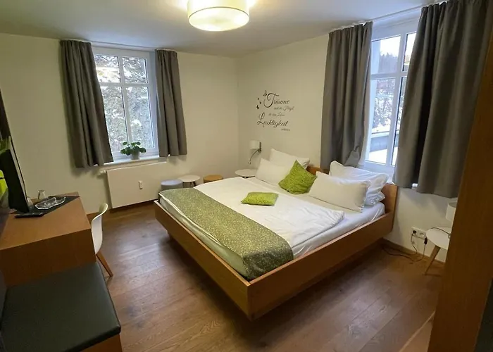 Gleiseins Hotel